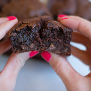 the best soft and gooey brownies